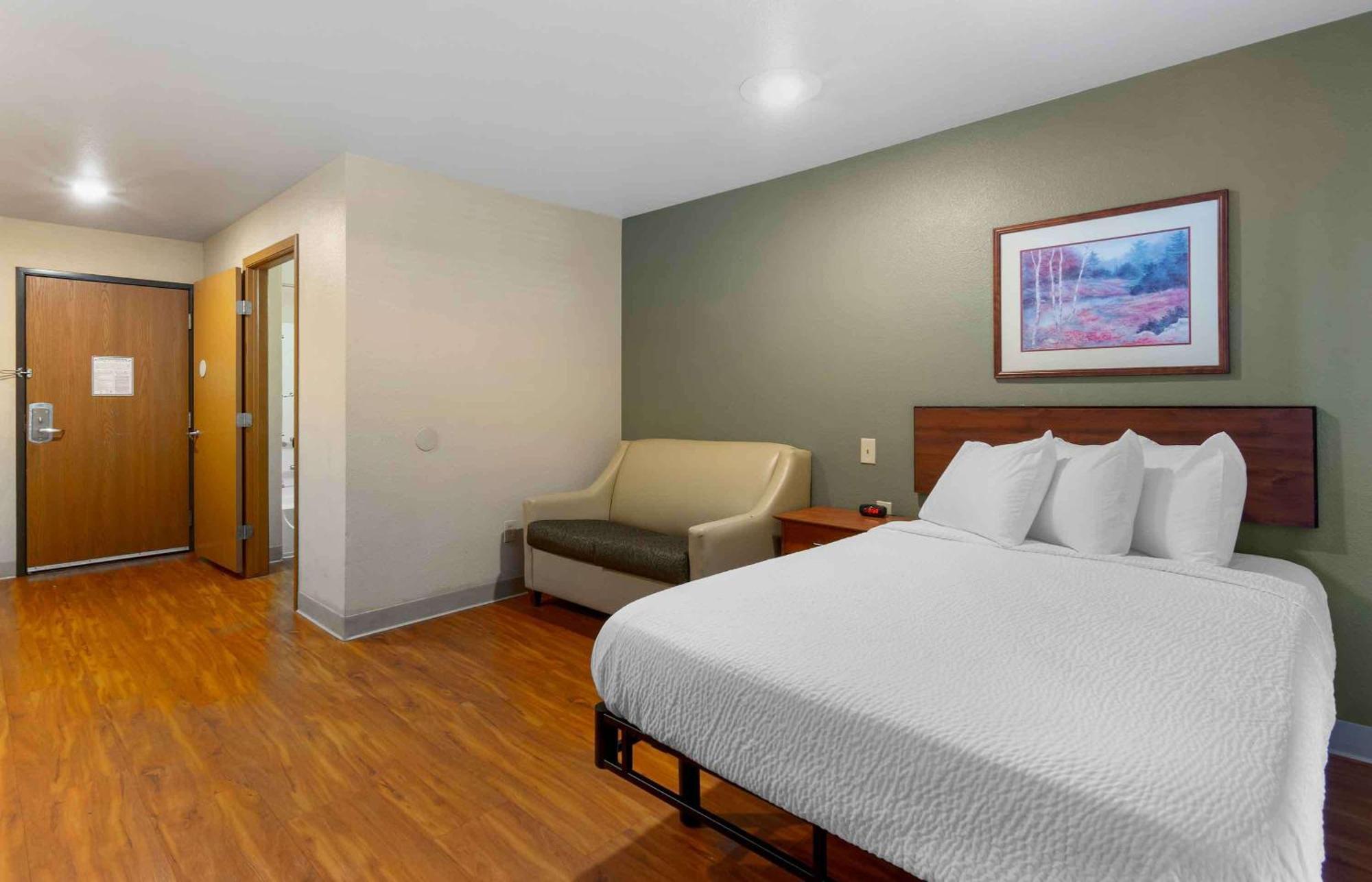 Hotel Extended America Select - Kansas - South - I-49 3*